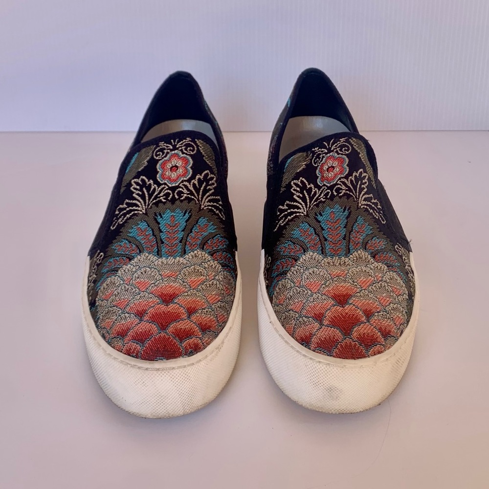 1. State Waylon brocade peacock sneakers size 7